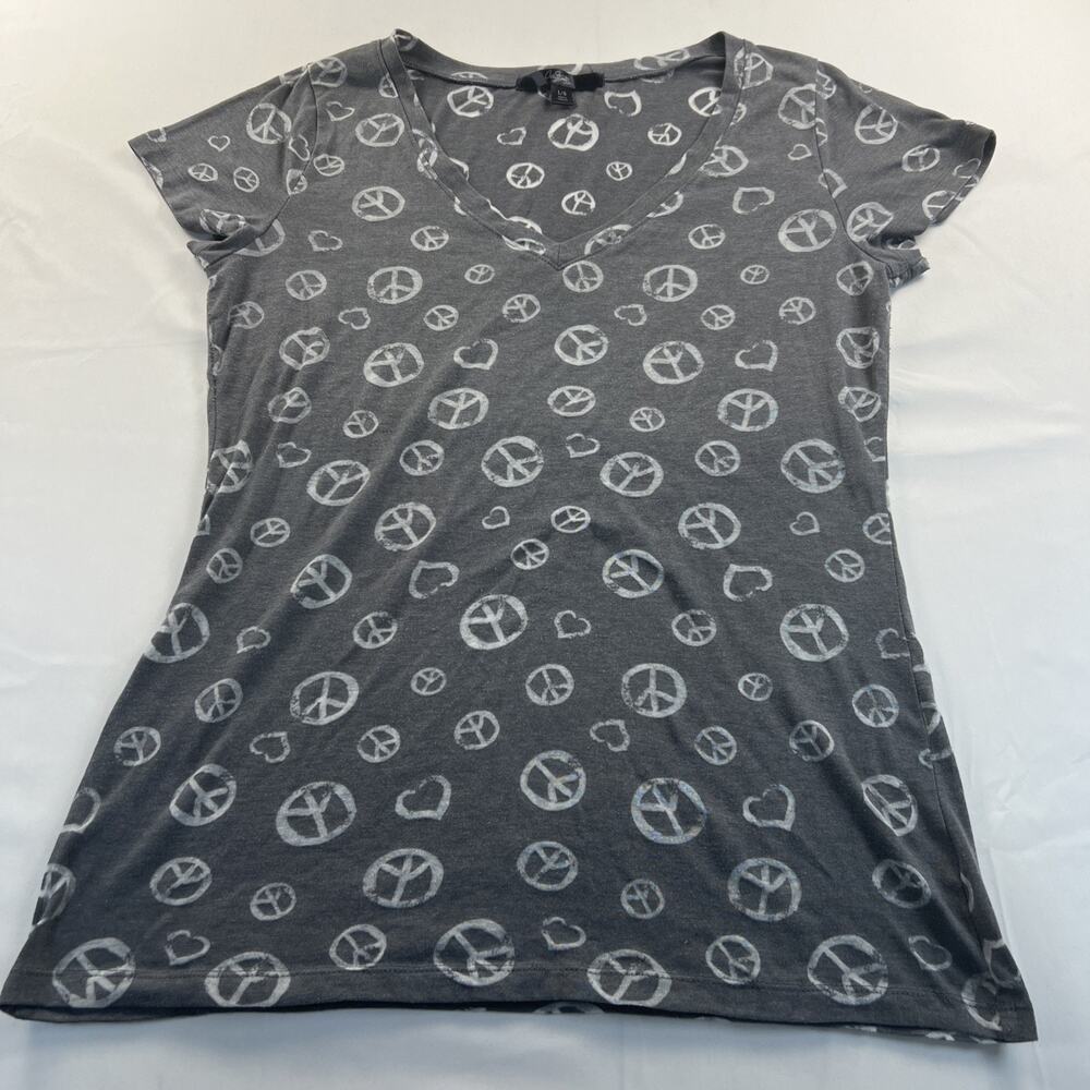 City Streets Short-Sleeve V-Neck Long Retro Tee Womens Size L Peace Sign Print